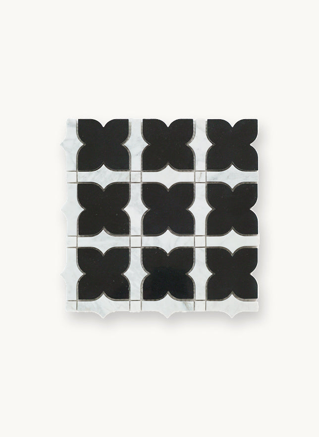 Monochrome Clover